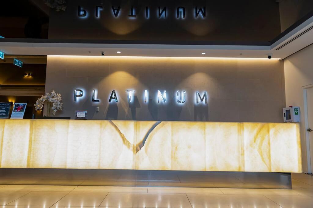 Luxe Haven - 42Nd Floor Panoramic City Views Мельбурн Екстер'єр фото